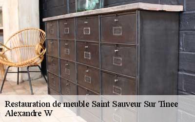 Restauration de meuble  06420